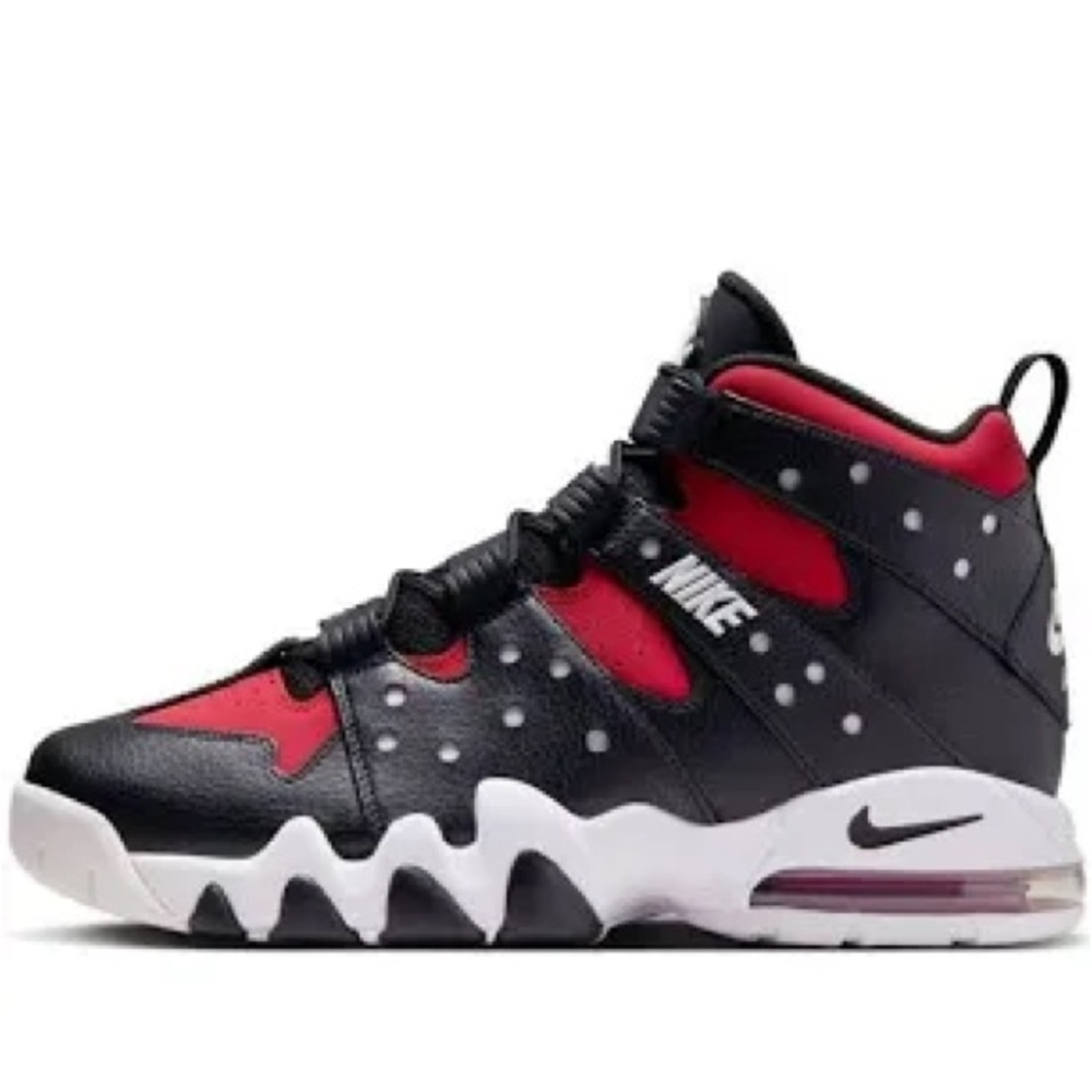 Nike Men's Athletic Shoes - Black and Red